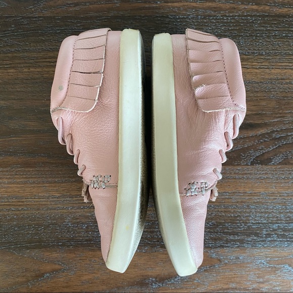 Freshly Picked Hard-Sole Moccasins in Blush Pink Size 10 - Picture 5 of 16